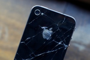 cracked-iPhone-4